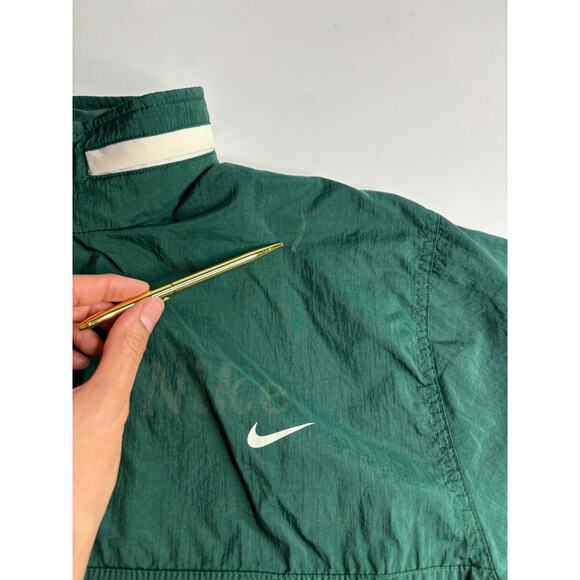 Vintage 90s Nike windbreaker, jacket faded size large - Picture 9 of 9